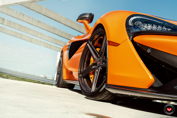 McLaren 570S