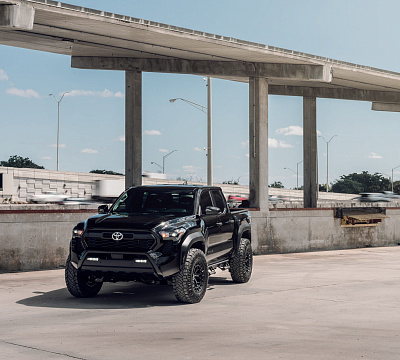 Фото дисков Vossen HFX-1 (6-Lug) на  Toyota Tacoma IV