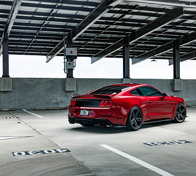Фото дисков Vossen HF-1 на Ford Mustang VI