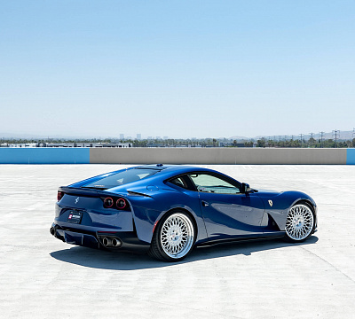 Фото дисков HRE 501 на Ferrari 812