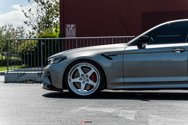 Фото дисков HRE 527 Глянцевый лак на BMW 5/M5 (G30/F90)