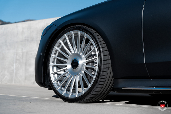 Фото дисков Vossen S17-13 Глянцевый лак на Mercedes-Benz S-Class (W223)