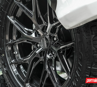 Фото дисков Vossen HF6-4 на Toyota Fortuner II