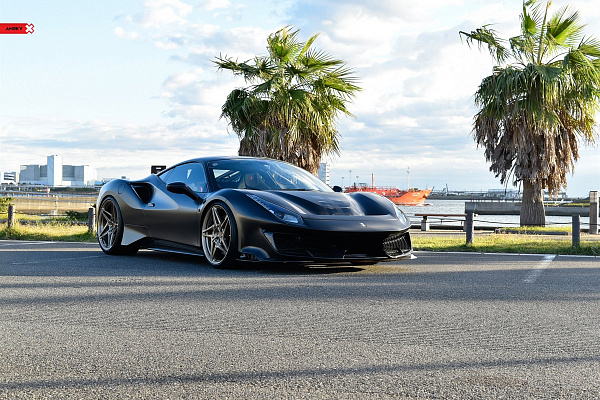 Фото дисков Anrky S1-X3 Сатиновая шампань на Ferrari 488