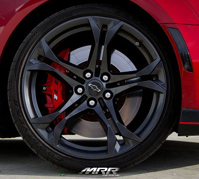 Фото дисков MRR M017 на Chevrolet Camaro VI