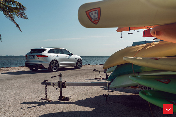 Фото дисков Vossen HF-1 Сатиновый графит на Jaguar F-Pace
