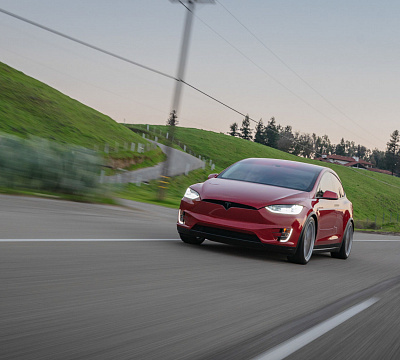 Фото дисков Vossen ML-X2 на Tesla Model X