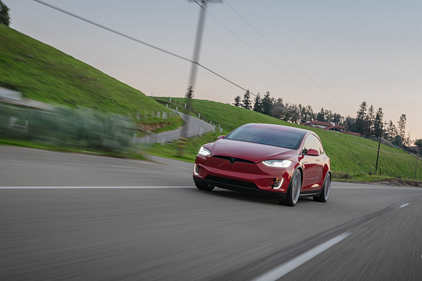 Фото дисков Vossen ML-X2 Серебро на Tesla Model X