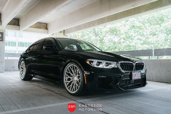 Фото дисков Anrky AN10 Глянцевый лак на BMW 5/M5 (G30/F90)