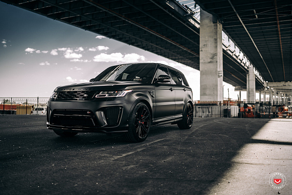 Фото дисков Vossen M-X6 Черный глянец на Land Rover Range Rover Sport II