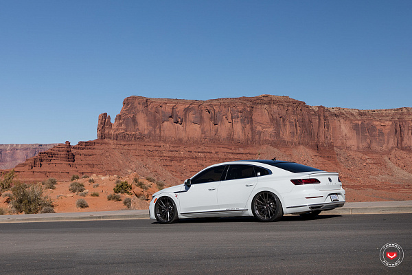 Фото дисков Vossen M-X4T Глянцевый темный лак на Volkswagen Arteon