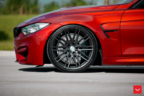 Фото дисков Vossen VFS-4 Глянцевый графит на BMW 3/M3 (F3x/F80)
