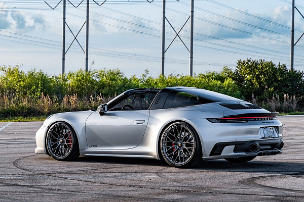 Фото дисков Anrky AN10 Глянцевый лак на Porsche 911 VIII