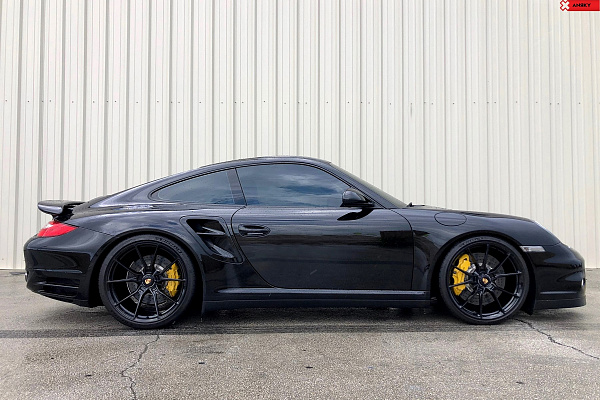 Фото дисков Anrky AN12 Черный глянец на Porsche 911 VI
