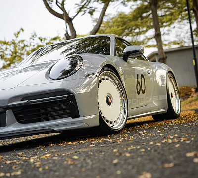 Фото дисков HRE 935 на Porsche 911 VIII