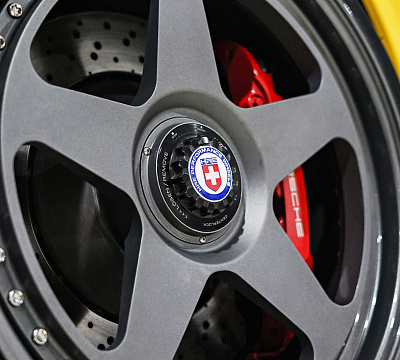 Фото дисков HRE 305 на Porsche 911 VII