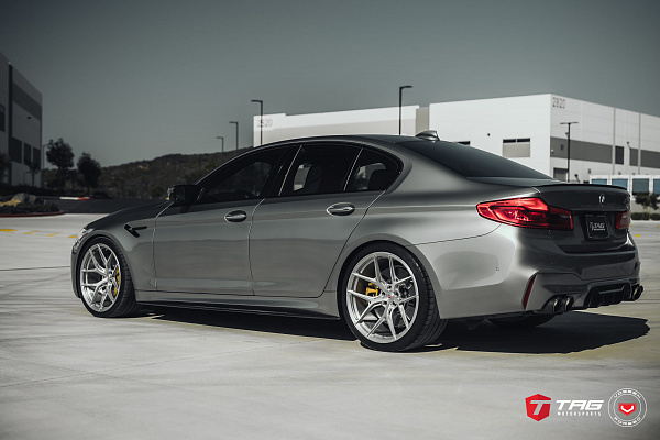 Фото дисков Vossen S21-01 Глянцевый лак на BMW 5/M5 (G30/F90)