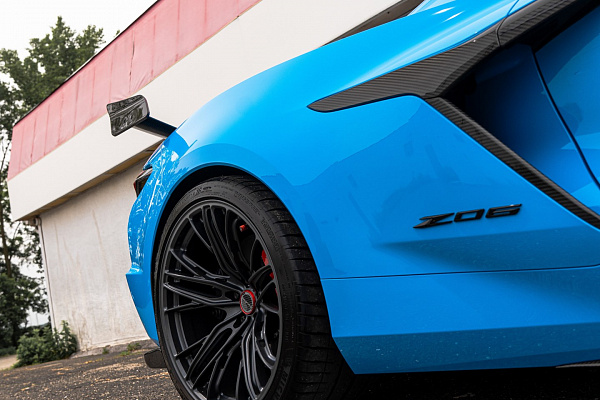 Фото дисков Brixton Forged FDE05 Черный сатин на Chevrolet Corvette C8