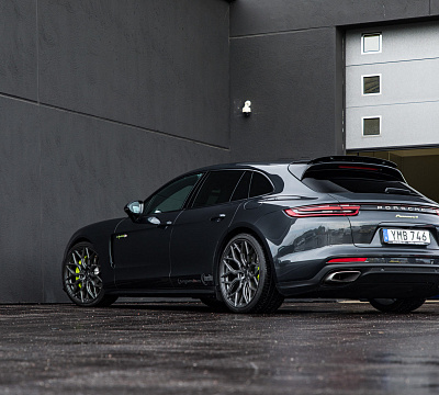 Фото дисков Vossen HF-2 на Porsche Panamera II