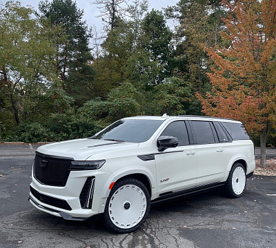 Фото дисков Giovanna Dicotto на Cadillac Escalade V