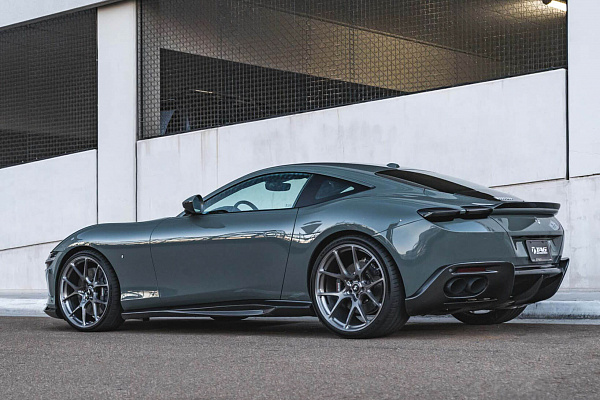 Фото дисков HRE 521M Глянцевый тонированный лак на Ferrari Roma