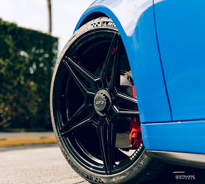 Фото дисков Strasse Wheels SV2 Deep Concave Monoblock на Porsche 911 VII