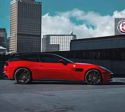 Фото дисков HRE S200 на Ferrari GTC4Lusso