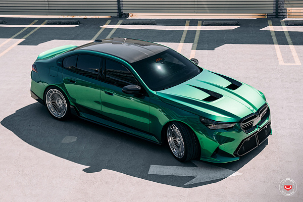 Фото дисков Vossen LC3-06 (3-Piece) Глянцевый лак на BMW 5/M5 (G60/G90)