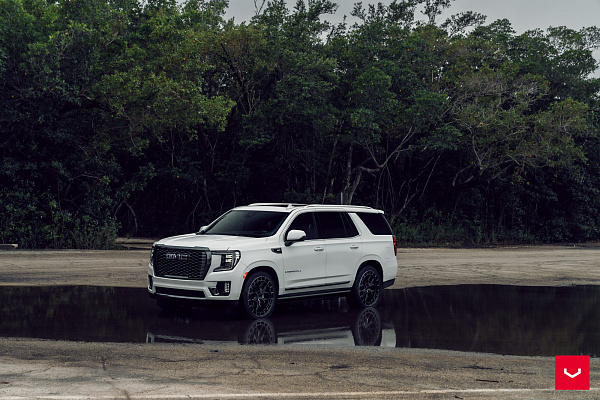Фото дисков Vossen HFX-1 (6-Lug) Черный глянец на GMC Yukon V