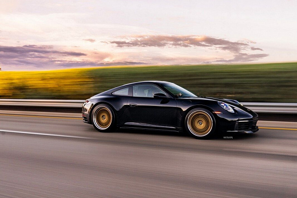 Фото дисков Strasse Wheels SC20 Track Сатиновое золото на Porsche 911 VIII