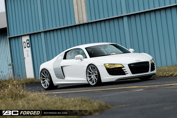 Фото дисков BC Forged RZ10 Глянцевый лак на Audi R8 (Typ 42)