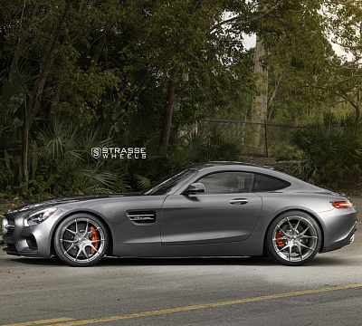Фото дисков Strasse Wheels SM5R Deep Concave Monoblock на Mercedes-Benz AMG GT I