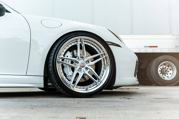 Фото дисков HRE S107SC Глянцевый лак на Porsche 911 VIII