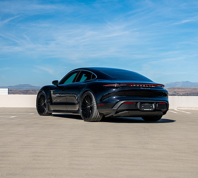 Фото дисков Savini BM16 на Porsche Taycan I
