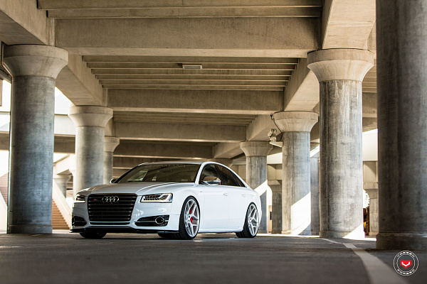 Фото дисков Vossen CG-205 Сатиновый лак на Audi A/S 8 (D4)