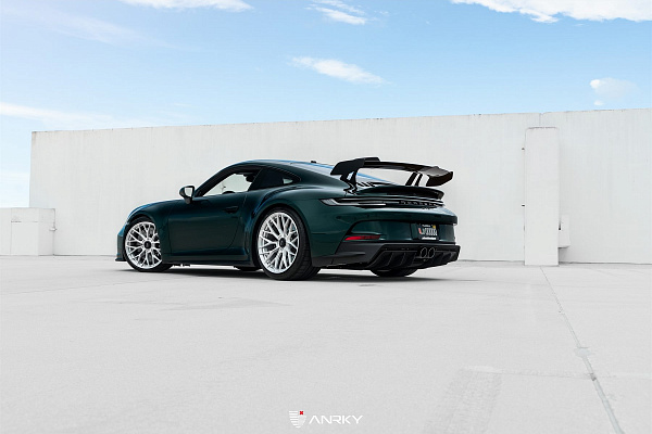 Фото дисков Anrky AN10 Глянцевый лак на Porsche 911 VIII