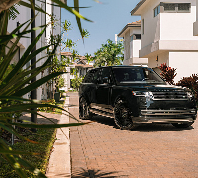Фото дисков Vossen S17-16 на Land Rover Range Rover V