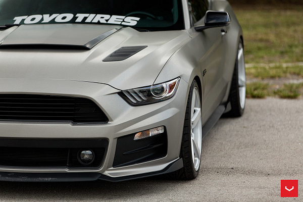 Фото дисков Vossen CV3 Серебро на Ford Mustang VI