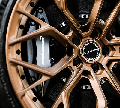 Фото дисков Brixton Forged PF10 на McLaren 570S