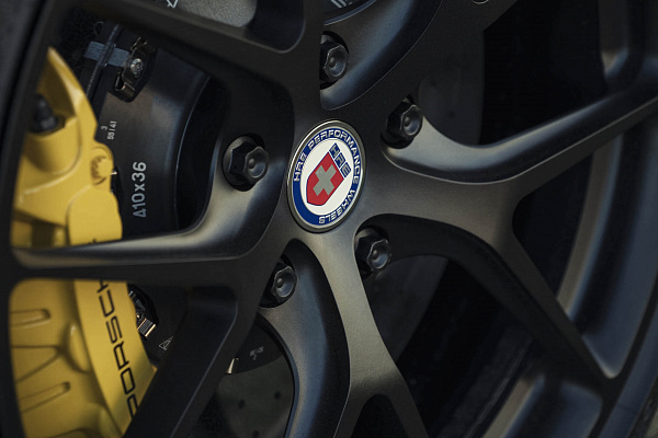 Фото дисков HRE P101 Черный сатин на Porsche Cayman II