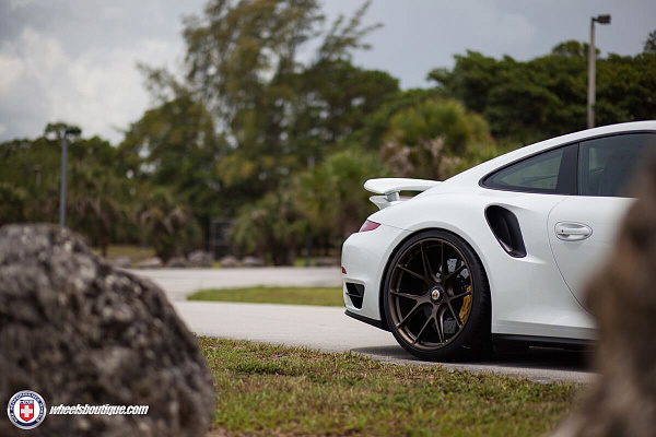 Фото дисков HRE P101 Сатиновая темная бронза на Porsche 911 VII