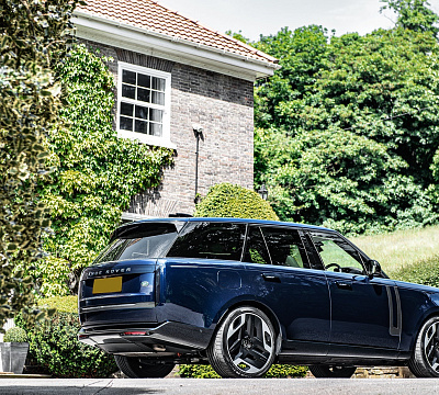 Фото дисков Kahn Type 33 RS на Range Rover V