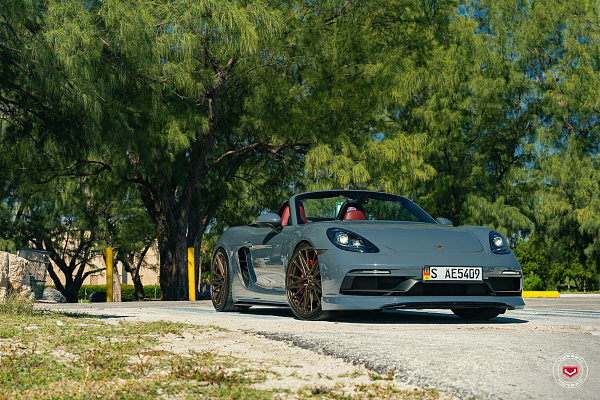 Фото дисков Vossen M-X6 Сатиновая бронза на Porsche Cayman II