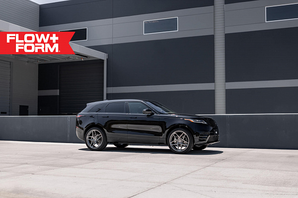 Фото дисков HRE FF11 Серебро на Land Rover Range Rover Velar