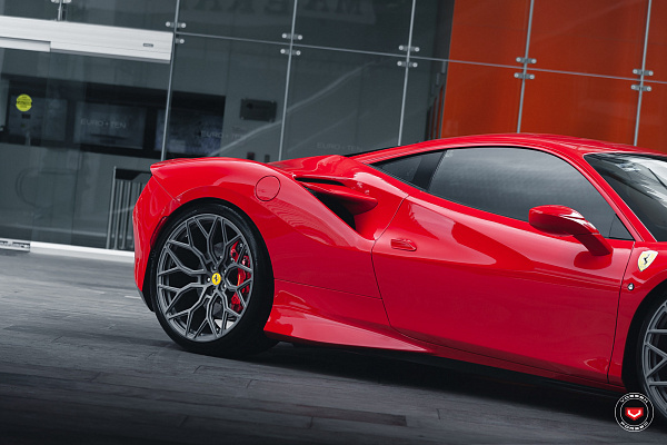 Фото дисков Vossen S17-01 Матовый графит на Ferrari F8