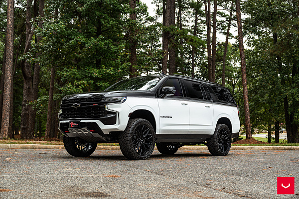 Фото дисков Vossen HF6-3 Черный глянец на Chevrolet Suburban XII