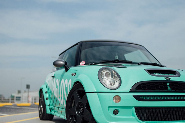 Фото дисков Bola B10 Глянцевый графит на MINI Cooper III