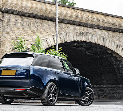 Фото дисков Kahn Type 52 RS на Range Rover V