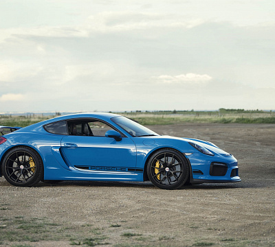 Фото дисков HRE P101 на Porsche Cayman II