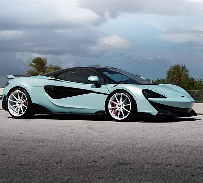 Фото дисков Anrky AN18 на McLaren 600